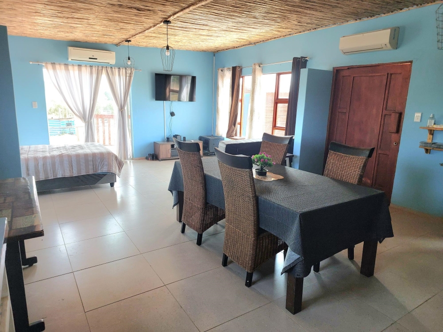 1 Bedroom Property for Sale in Hooikraal Western Cape